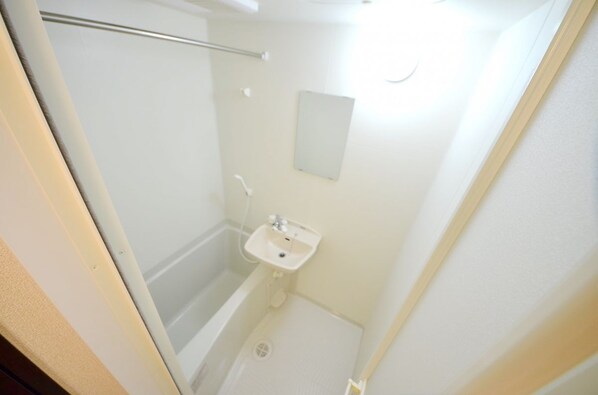 レオネクスト清華の物件内観写真